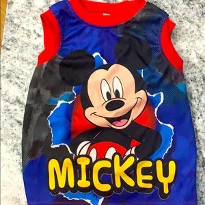Disney junior Micky sleeveless T-shirt like new